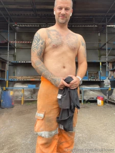 Quite day in the office part 1