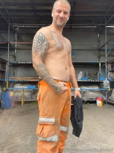 Quite day in the office part 3