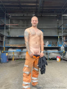 Quite day in the office part 2