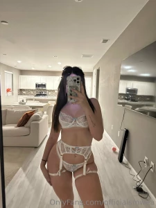 I wouldn t wanna ruin your nnn streak tonight babe