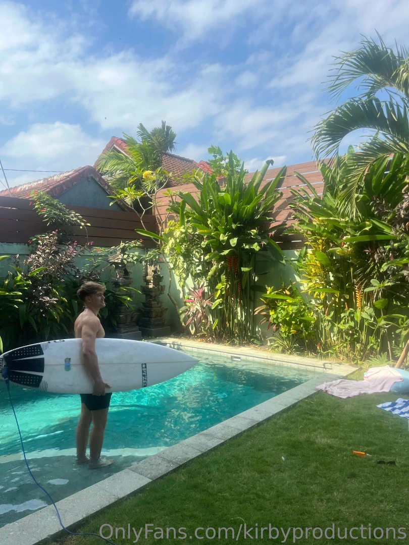 Hello sexy x i m feeling adventurous tonight let s chat and explore my part 1 