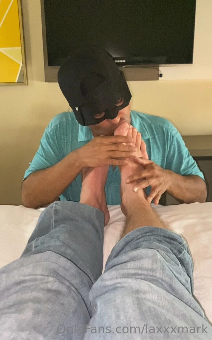 My first foray into the footmaster slave fantasy was a fantastic and part 5 