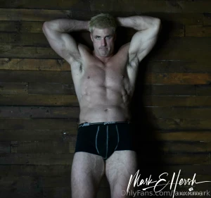 The full phot set taken by mark hersch in la 3 weeks ago great work part 22