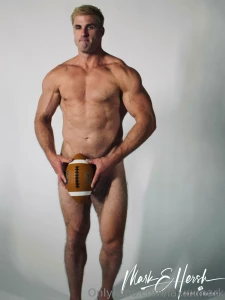 The full phot set taken by mark hersch in la 3 weeks ago great work