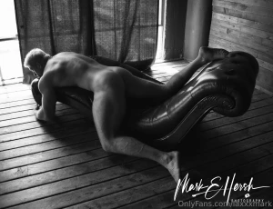 The full phot set taken by mark hersch in la 3 weeks ago great work part 16