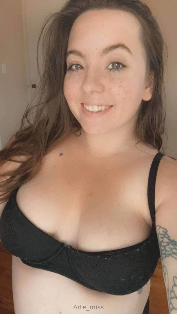 Maddielynn98 sophia-savage-free 