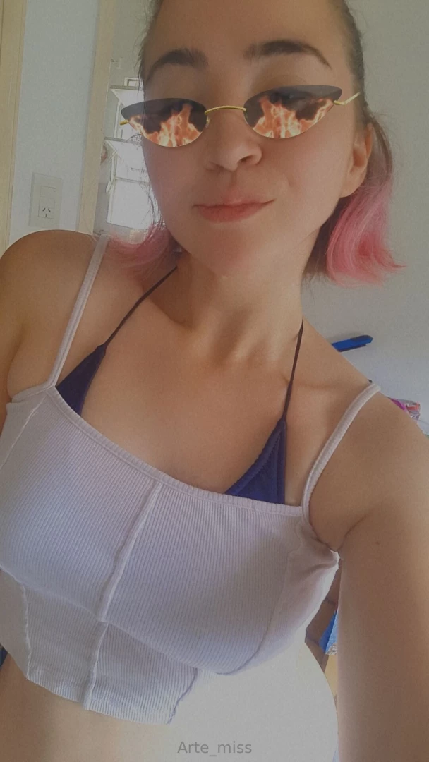 Are you horny daddy send me dm 