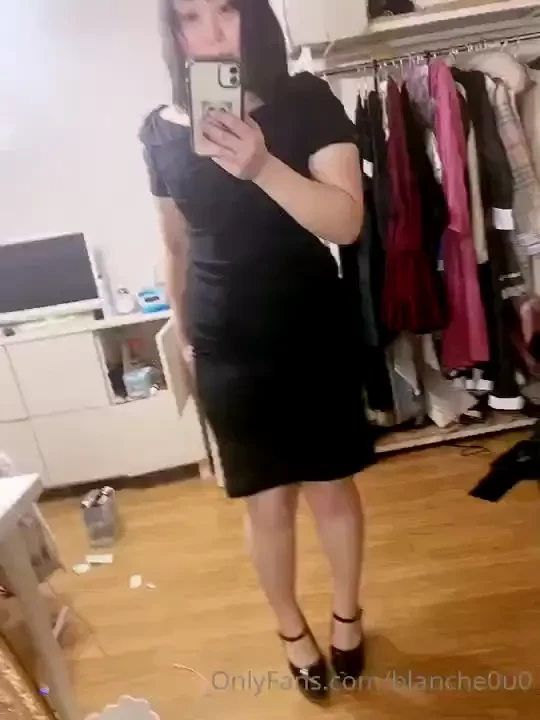 Selfie of me in a tight dress and salute i love tight dresses that part 7 