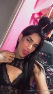 Hey baby subscribe my brazilian friend she has awesome kinky content part 2