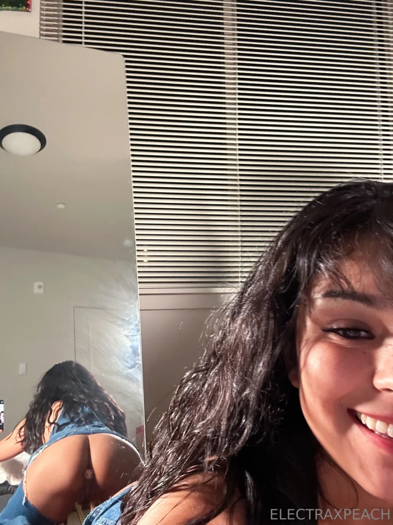 I loved ripped jeans lol part 3 