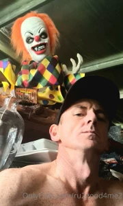 Sunday sesh with this guy not sure how i feel he said he a sex circus