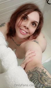 Wet and cumming in the hotel shower for you some gooodddd quality part 10