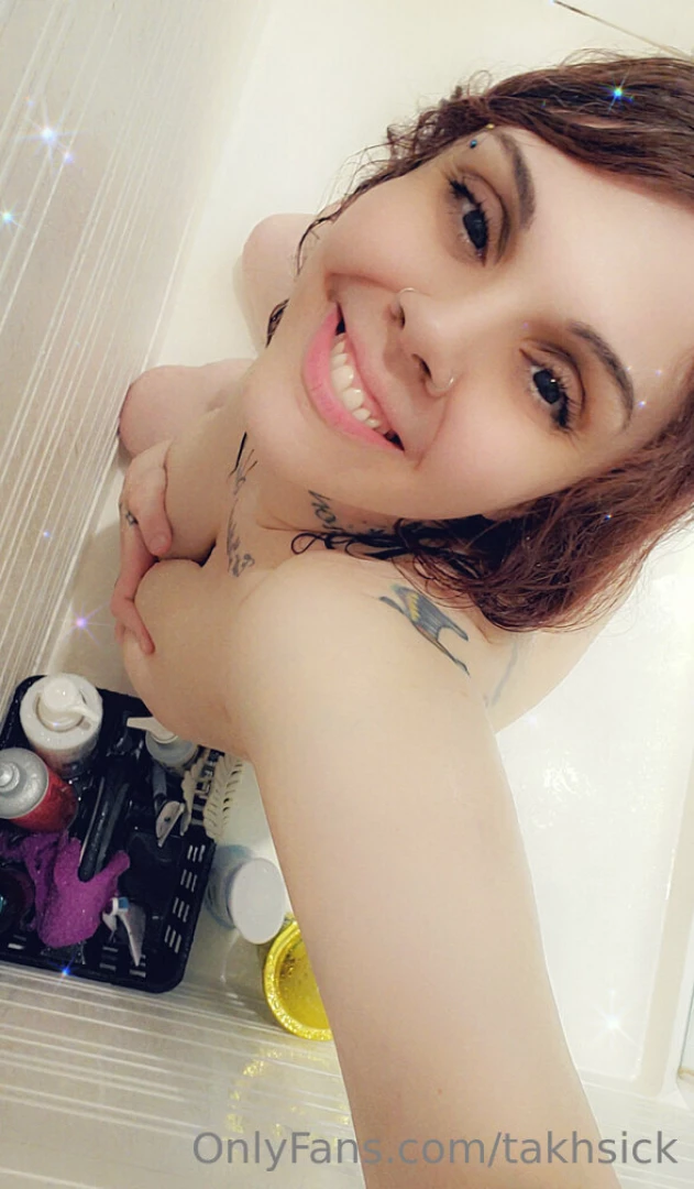 Wet and cumming in the hotel shower for you some gooodddd quality part 14 