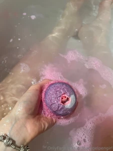 Picked up a sex bomb bath bomb from lush and now i m having a relaxing part 1