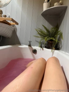 Picked up a sex bomb bath bomb from lush and now i m having a relaxing