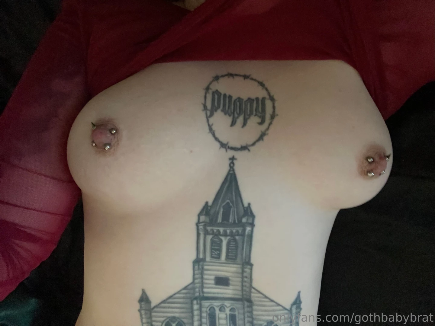 I loveeee my new piercings 