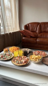 Here are my 4 personal-made pizzas maybe some of you like to eat