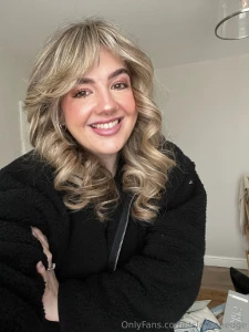 Keeping cosy in my new fleece