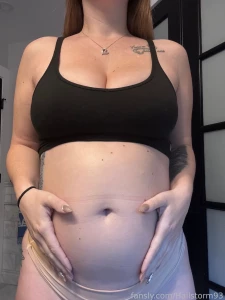 Is this what pregnancy glow feels like pregnant mommy lotion part 1