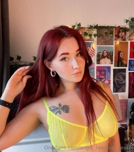 Feeling vibrant in yellow does it brighten your day too