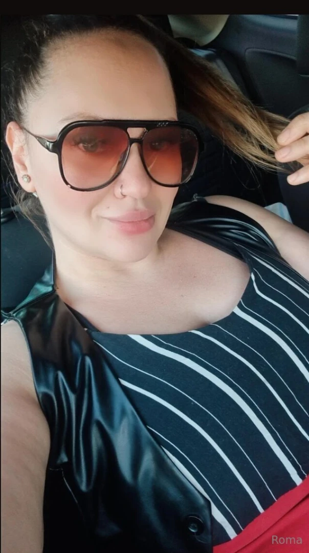 Shoot me a message on what position would you like to fck me 