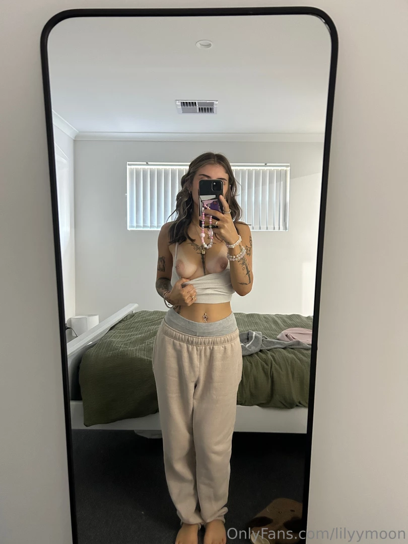 First nudes as a brunette part 1 