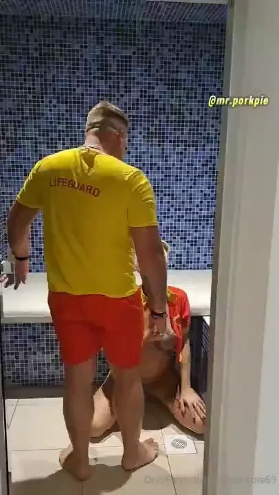 Come see why thay are queuing up to see this hot naughty gilf 