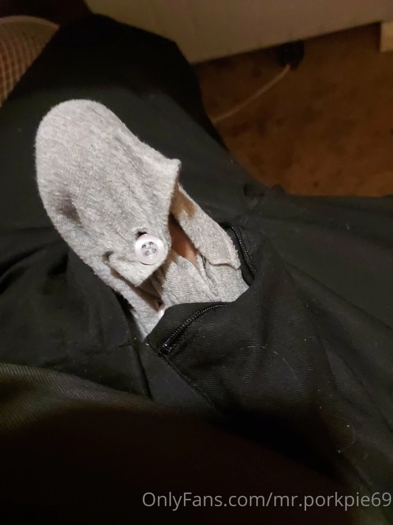 Random hardons at work so you got to unzip and let him out part 1 