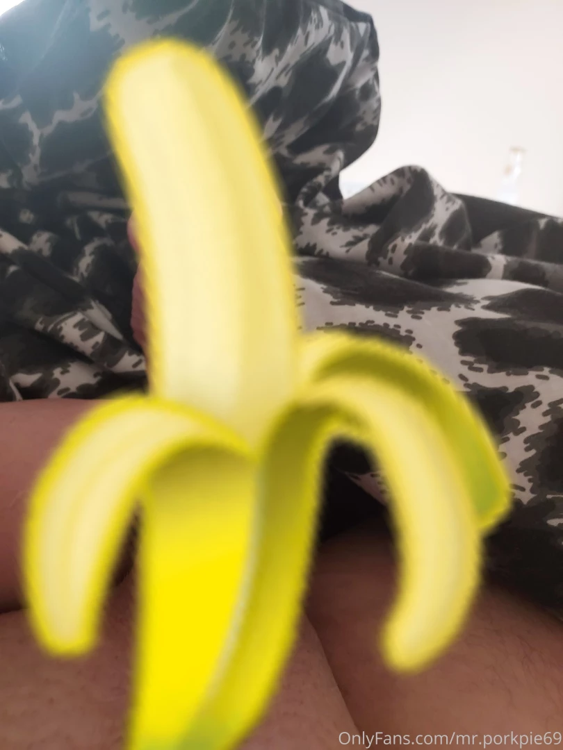 You know what to do to see with out the banana cue and bread 