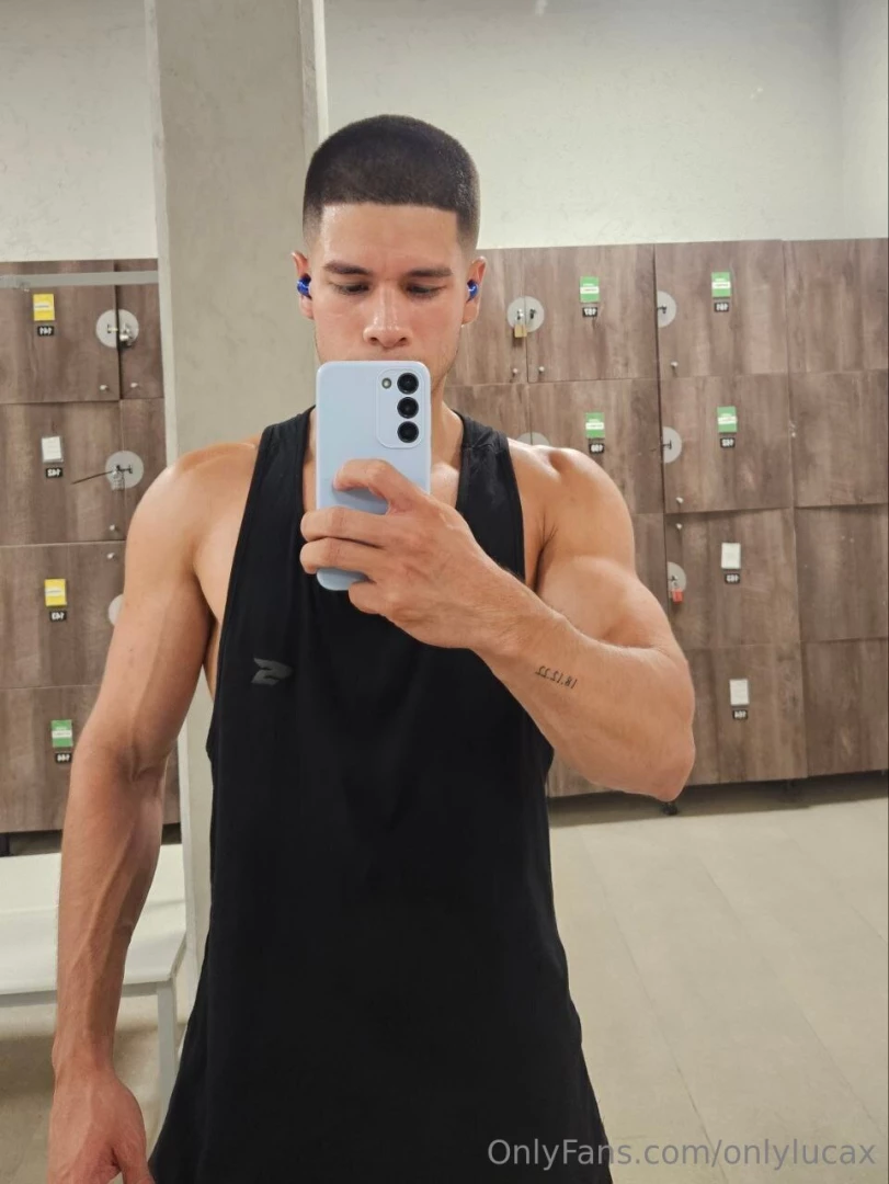 Vipfrank uncensored content personalized video and photos vipfrank part 1 