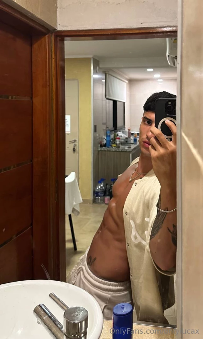 Follow my friend kingl fitness model an argentine specialized in part 6 