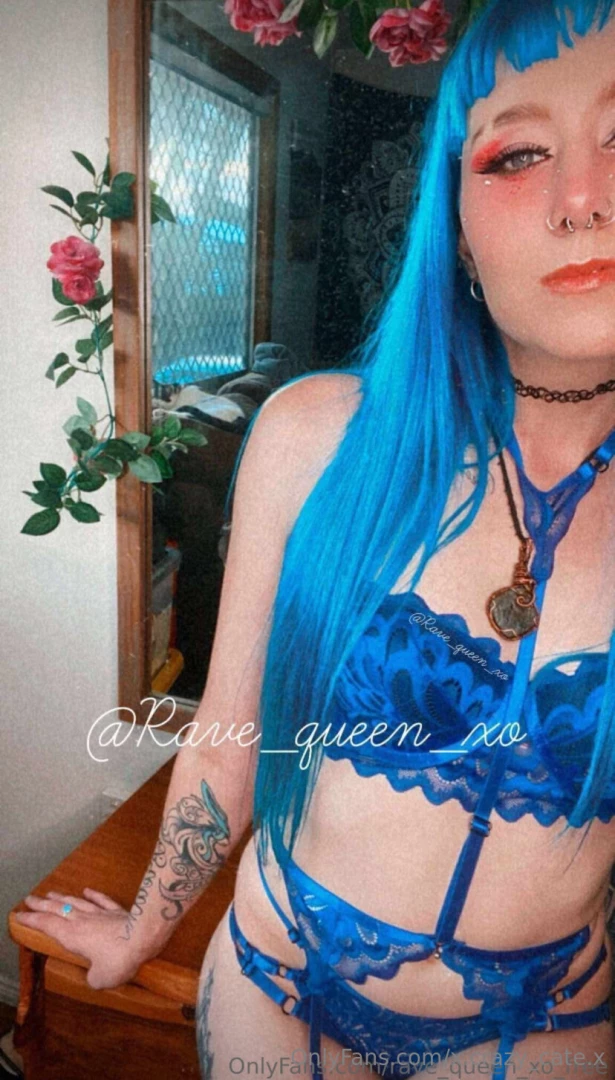 Ad spicy australian rave girl at your service 4 years of content on my 