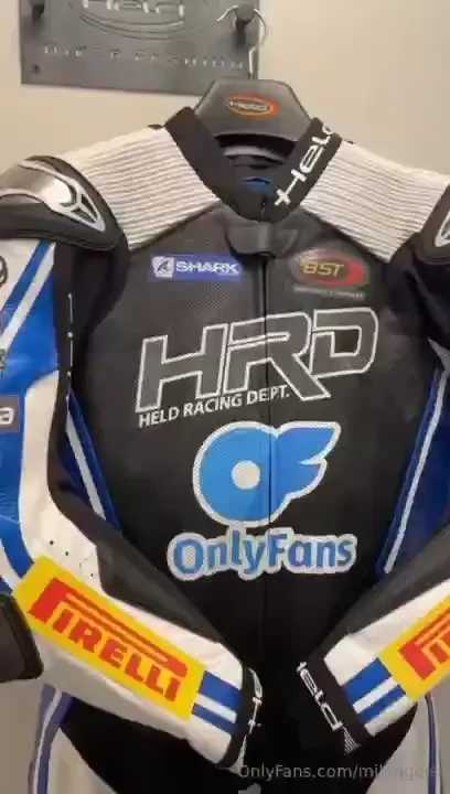 Check out my new onlyfans race suit all the way from held biker 