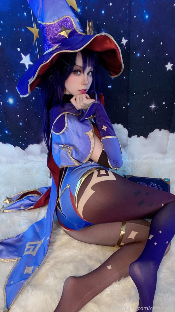 I ve been wanting to cosplay mona for forever who s your favorite 