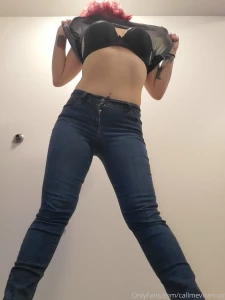 Want to see me undress spoil me 10 and i ll let you watch