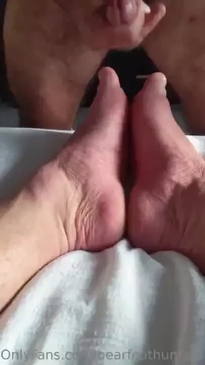 For tbt i made another cumpilation vid of my big beefy feet being 