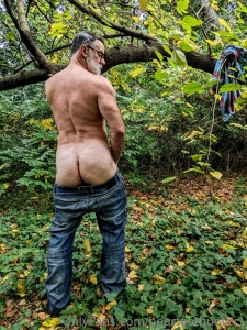 Just a few pics of sir out in nature stripping down and getting part 4