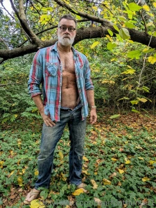 Just a few pics of sir out in nature stripping down and getting part 5