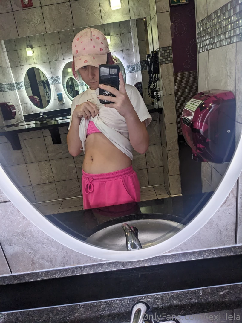 Abs are coming along nicely 