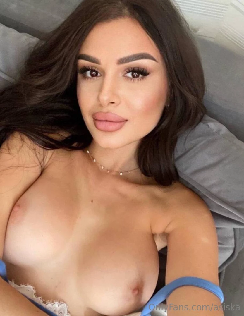 Missalessandrax is an insatiable candy just look at her ass part 547 