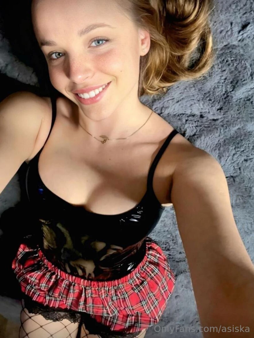 Free subs this sweetie babe with natural bubs is alone for a long time part 4 