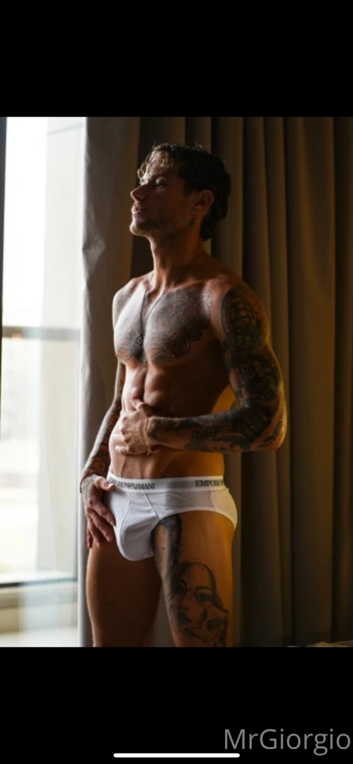 Goodmorning saturday i have a surprise for you today 