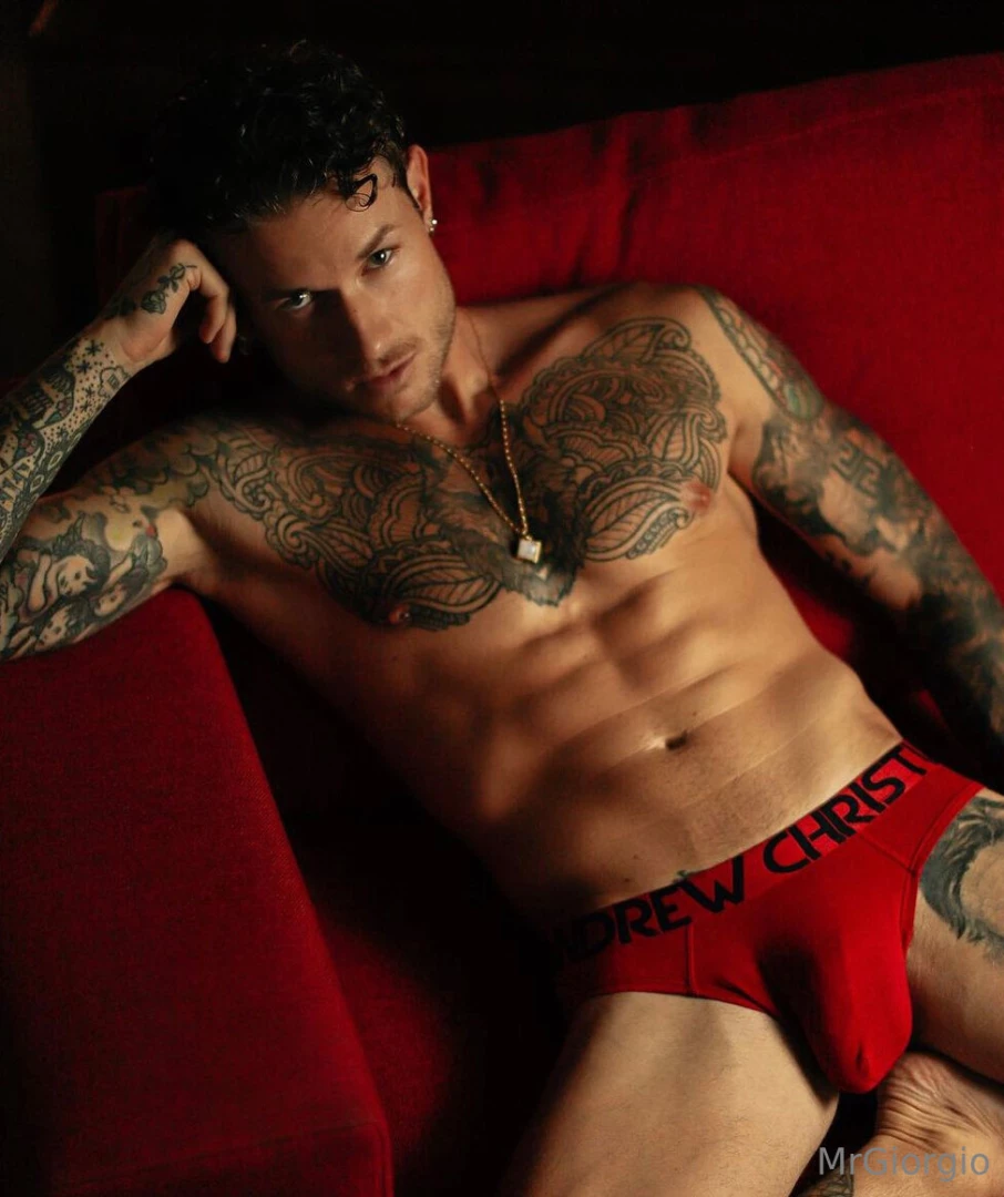 Unwrap your package now 