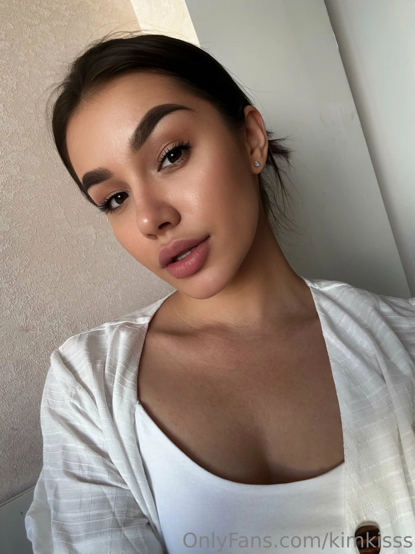 How do you prefer your women sweet and loving or feisty and 