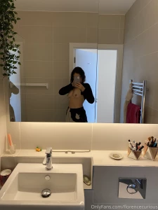 The first pics in my new bathroom i m busy moving but i got some part 1