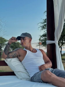 Follow my friend kingofnewagevip kingl fitness model an argentine