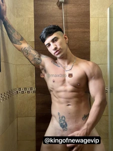 My friend kingofnewage is waiting your message join free kingofnewage part 1