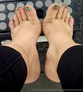 Day 16 of xmas fits tootsie toes too busy day but hit some of the fan part 26