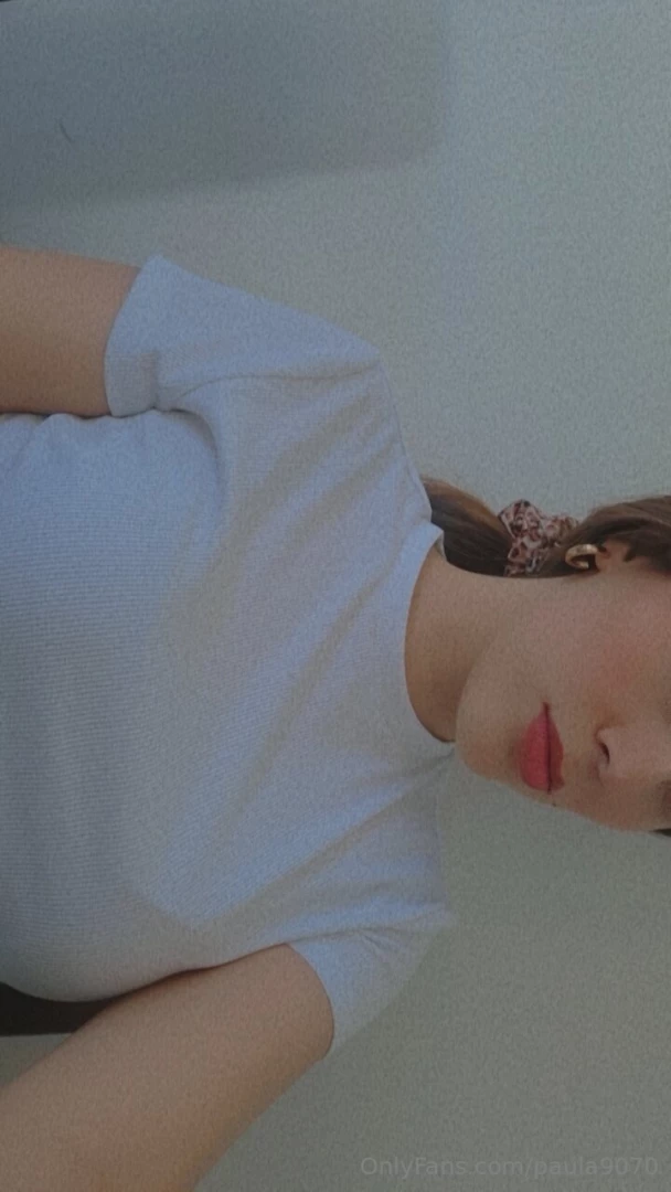 Hoy es mi cumplea os de regalo deber an de comprarme contenido 