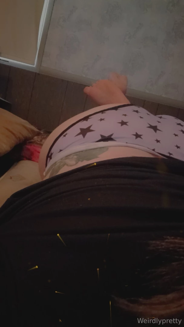 Lazy day today any up for rubbing my feet and legs 